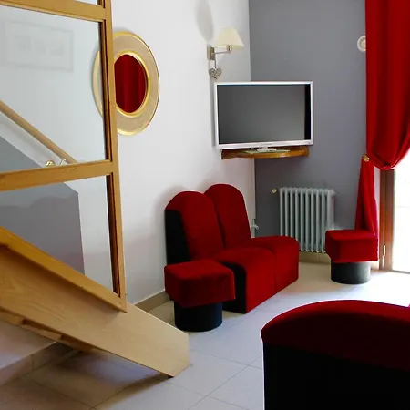 Amp Promocions Erts Hotel apartamentowy 3*